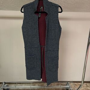 Renee c Anthropology long warm charcoal burgundy vest S